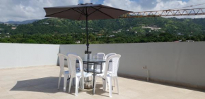 Luxury 3bed 4 bath @ Dillsbury